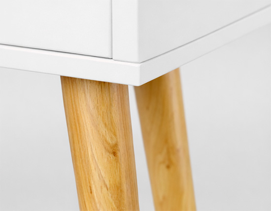 Тумба — крупний план матеріалу